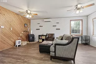 2212 23rd Ave, Forest Grove, OR 97116 - Photo 3