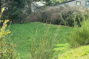 320 Hill Ct, Yachats, OR 97498 - Photo 1