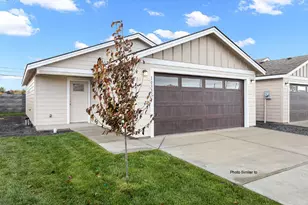 1122 NE 11th St, Hermiston, OR 97838 - Photo 1