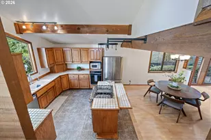 2050 McLean Blvd, Eugene, OR 97405 - Photo 9