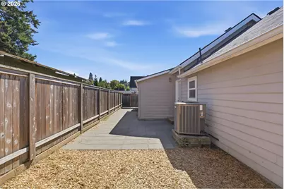 1002 Jq Adams St, Oregon City, OR 97045 - Photo 25