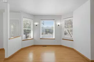 1002 Jq Adams St, Oregon City, OR 97045 - Photo 5