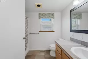 1002 Jq Adams St, Oregon City, OR 97045 - Photo 11