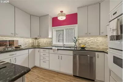 3214 NE 59th Ave, Portland, OR 97213 - Photo 13