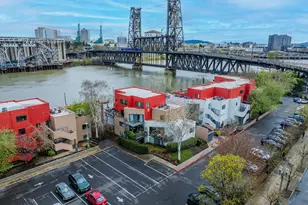 606 NW Naito Pkwy, Portland, OR 97209 - Photo 27