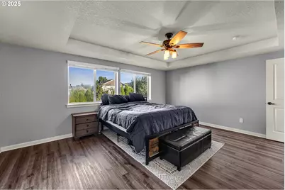 204 N 38th Pl, Ridgefield, WA 98642 - Photo 27