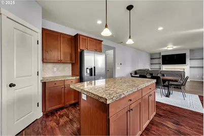 204 N 38th Pl, Ridgefield, WA 98642 - Photo 21