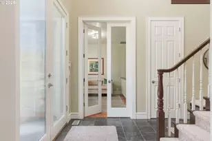 2808 Edgewater Dr, Eugene, OR 97401 - Photo 7