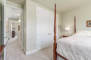 2808 Edgewater Dr, Eugene, OR 97401 - Photo 35