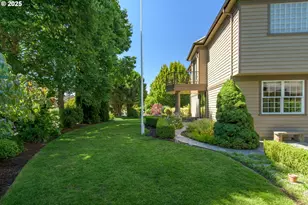 2808 Edgewater Dr, Eugene, OR 97401 - Photo 43