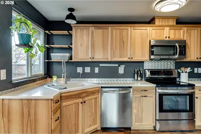 10712 NE 70th St, Vancouver, WA 98662 - Photo 13