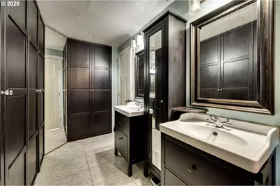 10712 NE 70th St, Vancouver, WA 98662 - Photo 17