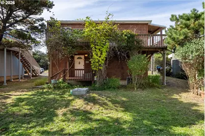 26135 Beach Dr, Rockaway Beach, OR 97136 - Photo 21