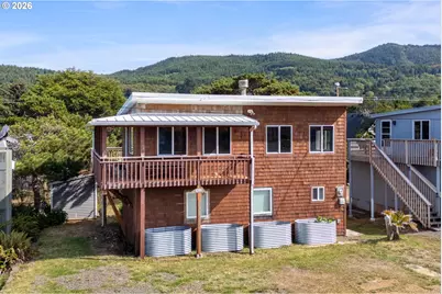 26135 Beach Dr, Rockaway Beach, OR 97136 - Photo 29