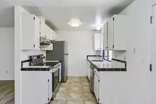 2829 SE 174th Ave, Portland, OR 97236 - Photo 7