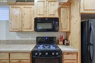 7405 NW 1st Pl, Vancouver, WA 98665 - Photo 11
