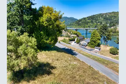 Riverview Dr #5, Brookings, OR 97415 - Photo 5