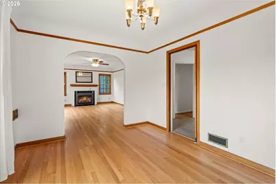 1924 NE 58th Ave, Portland, OR 97213 - Photo 9
