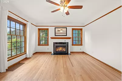 1924 NE 58th Ave, Portland, OR 97213 - Photo 5