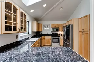 2736 Kismet Way, Eugene, OR 97405 - Photo 17