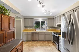 525 NW 83rd St, Vancouver, WA 98665 - Photo 15