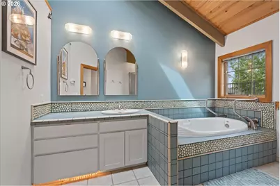710 S East St, Joseph, OR 97846 - Photo 25