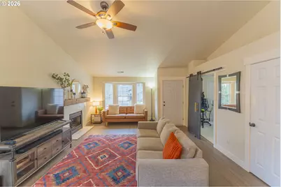 8409 NE 15th St, Vancouver, WA 98664 - Photo 9