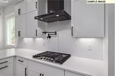 15224 SE Towers Ter, Milwaukie, OR 97267 - Photo 9