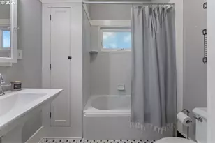 5034 N Girard St, Portland, OR 97203 - Photo 19