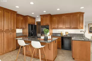 2369 Palisades Crest Dr, Lake Oswego, OR 97034 - Photo 13
