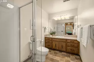 2369 Palisades Crest Dr, Lake Oswego, OR 97034 - Photo 33