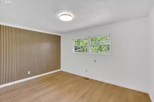 18135 SE Lincoln St, Portland, OR 97233 - Photo 15