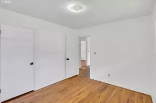 18135 SE Lincoln St, Portland, OR 97233 - Photo 19