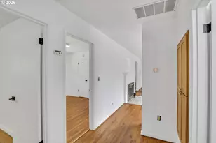 18135 SE Lincoln St, Portland, OR 97233 - Photo 11