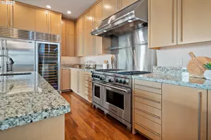 9201 NW McKenna Dr, Portland, OR 97229 - Photo 7