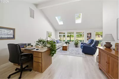 1151 Spyglass Dr, Eugene, OR 97401 - Photo 13