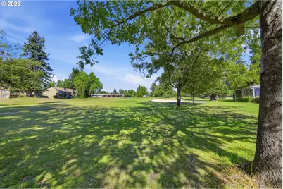 1151 Spyglass Dr, Eugene, OR 97401 - Photo 39