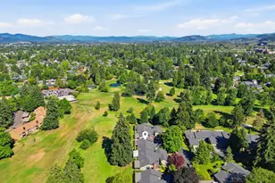 1151 Spyglass Dr, Eugene, OR 97401 - Photo 45
