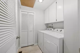 1151 Spyglass Dr, Eugene, OR 97401 - Photo 35