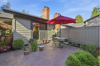 1151 Spyglass Dr, Eugene, OR 97401 - Photo 41
