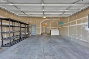 1651 Hamlet Ln, Eugene, OR 97402 - Photo 27