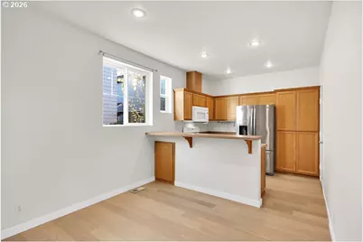 1651 Hamlet Ln, Eugene, OR 97402 - Photo 5