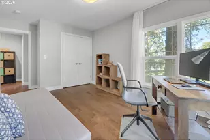 2104 SW Iowa St, Portland, OR 97239 - Photo 13