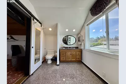 407 S Empire Blvd, Coos Bay, OR 97420 - Photo 29
