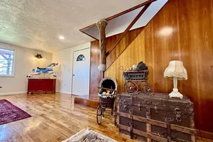 407 S Empire Blvd, Coos Bay, OR 97420 - Photo 5