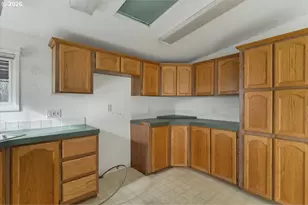 6195 SW Country Club Dr, Corvallis, OR 97333 - Photo 15