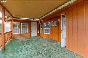 6195 SW Country Club Dr, Corvallis, OR 97333 - Photo 11