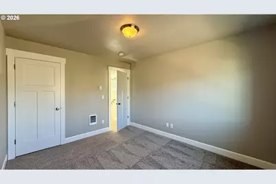 1054 NE Regan Hill Loop, Estacada, OR 97023 - Photo 31