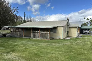215 B Ave, Seneca, OR 97873 - Photo 5