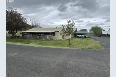 215 B Ave, Seneca, OR 97873 - Photo 13